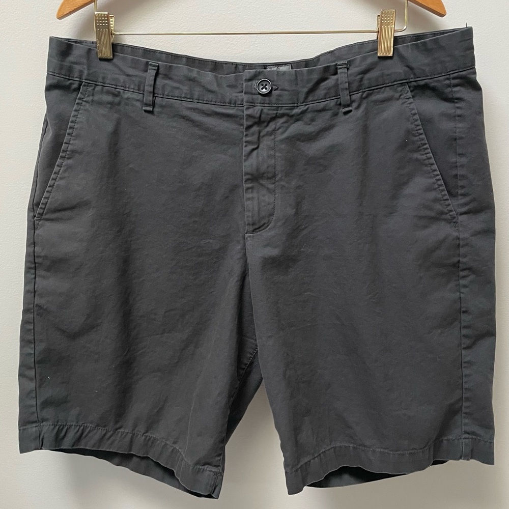 Gap men’s Classic khaki shorts, size 38, GUC. Warm charcoal gray color.